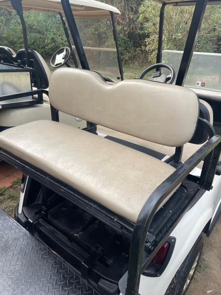 Golf car Ezgo RXV 4 posti| batterie nuove