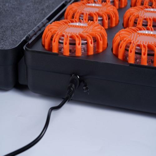 Set 6 luci di emergenza magnetici e appendibili a batteria ricaricabile